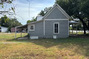 811 W 8th St, Cisco, TX 76437 - Photo 7