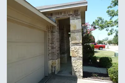 10321 Pyrite Drive, Fort Worth, TX 76131 - Photo 3