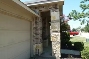 10321 Pyrite Dr, Fort Worth, TX 76131 - Photo 3