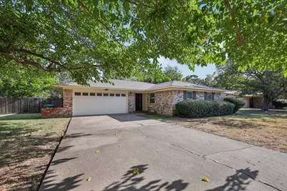 1415 Kings Row, Denton, TX 76209 - Photo 3