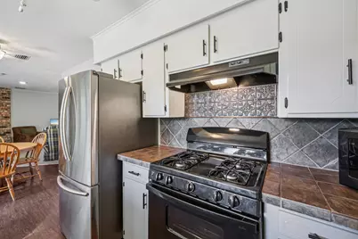 1415 Kings Row, Denton, TX 76209 - Photo 13