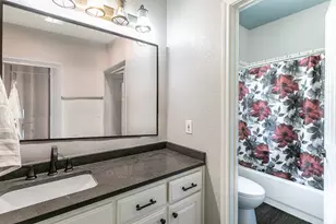 2011 S 7th St, Waco, TX 76706 - Photo 21