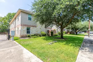 2011 S 7th St, Waco, TX 76706 - Photo 3