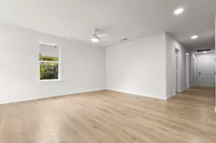 3712 Ruskin St, Dallas, TX 75215 - Photo 11