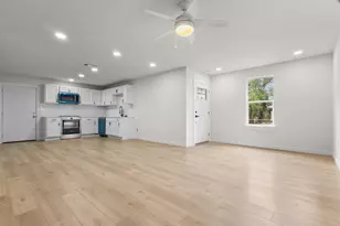 3712 Ruskin St, Dallas, TX 75215 - Photo 5