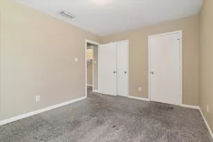 923 Breckenridge Dr, DeSoto, TX 75115 - Photo 33