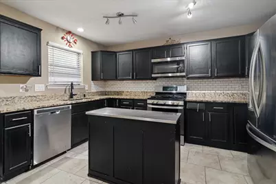 923 Breckenridge Drive, DeSoto, TX 75115 - Photo 13