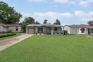 1501 Cedar Crest Dr, Garland, TX 75042 - Photo 3