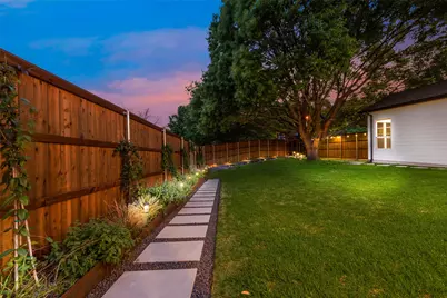 10510 Swallow Lane, Dallas, TX 75218 - Photo 15