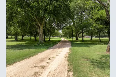 235 Country Drive, Waco, TX 76705 - Photo 25