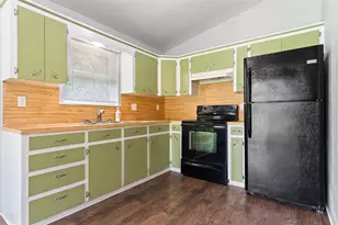 235 Country Dr, Waco, TX 76705 - Photo 7