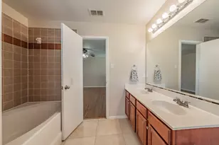 520 King St, Cedar Hill, TX 75104 - Photo 17