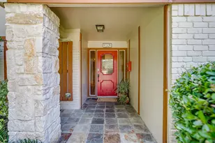 1327 Hemphill Dr, Cleburne, TX 76033 - Photo 3