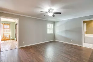 1327 Hemphill Dr, Cleburne, TX 76033 - Photo 13