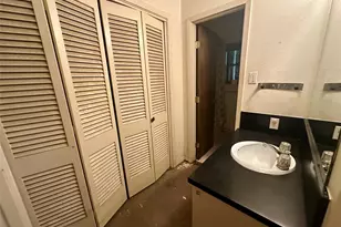 2621 Washington St, Commerce, TX 75428 - Photo 15