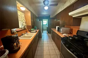 2621 Washington St, Commerce, TX 75428 - Photo 5