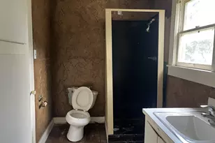 511 W 7th St, Cisco, TX 76437 - Photo 31