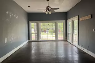 511 W 7th St, Cisco, TX 76437 - Photo 15