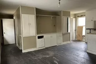 511 W 7th St, Cisco, TX 76437 - Photo 27