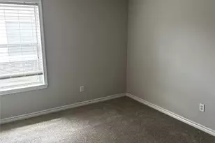 2512 Clubhouse Dr, Denton, TX 76210 - Photo 13