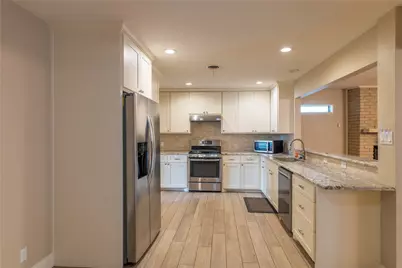 3211 Lockmoor Lane, Dallas, TX 75220 - Photo 11