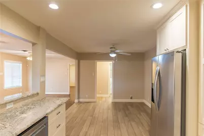 3211 Lockmoor Lane, Dallas, TX 75220 - Photo 13