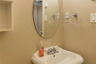 3211 Lockmoor Ln, Dallas, TX 75220 - Photo 15