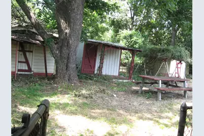 105 Bellview Drive, Palestine, TX 75803 - Photo 9