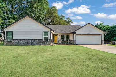 5250 Cooper Street, Reno, TX 75462 - Photo 1