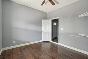 2024 Bourbon St, Dallas, TX 75226 - Photo 11
