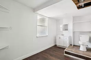 2024 Bourbon St, Dallas, TX 75226 - Photo 9