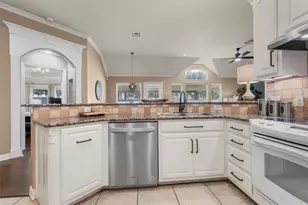 301 Canterbury Rd, Waco, TX 76712 - Photo 17