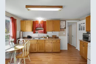 1103 Commerce Street W, Honey Grove, TX 75446 - Photo 11