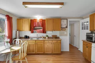 1103 Commerce St W, Honey Grove, TX 75446 - Photo 11