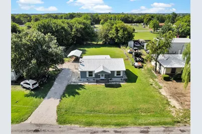 1103 Commerce Street W, Honey Grove, TX 75446 - Photo 5