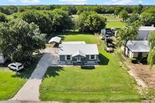 1103 Commerce St W, Honey Grove, TX 75446 - Photo 5