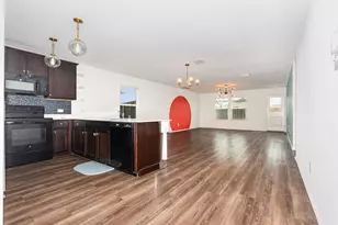 513 Autumnwood Way, Princeton, TX 75407 - Photo 11