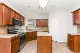 4428 Stepping Stone Dr, Fort Worth, TX 76123 - Photo 5