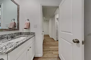 1401-1404 Boxwood Ln, Forest Hill, TX 76140 - Photo 15