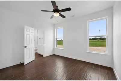 1224 Durham Lane, Cleburne, TX 76033 - Photo 17