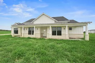 1224 Durham Ln, Cleburne, TX 76033 - Photo 1