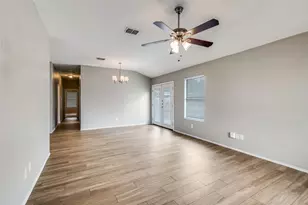 732 River Garden Dr, Fort Worth, TX 76114 - Photo 3