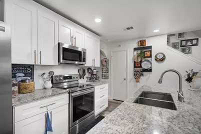 9865 Fleetwood Drive, Frisco, TX 75035 - Photo 17