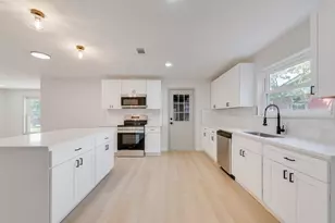 2409 Catalo Ln, Arlington, TX 76010 - Photo 7