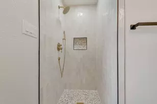 2409 Catalo Ln, Arlington, TX 76010 - Photo 13