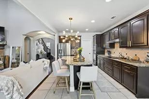 337 Pecos Dr, Burleson, TX 76028 - Photo 11