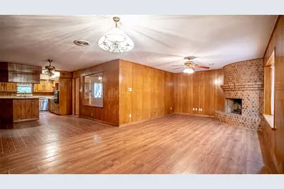 103 Blakeney Street, Stephenville, TX 76401 - Photo 11