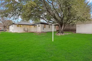 6005 St Johns Ln, Fort Worth, TX 76114 - Photo 25