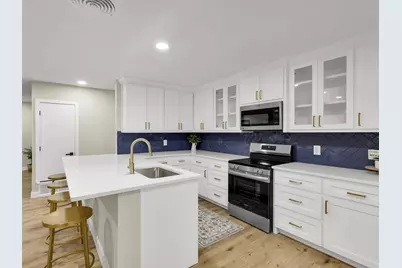 6005 Saint Johns Lane, Fort Worth, TX 76114 - Photo 3