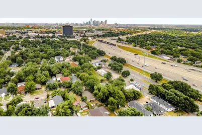 230 W Jerden Lane, Dallas, TX 75208 - Photo 29